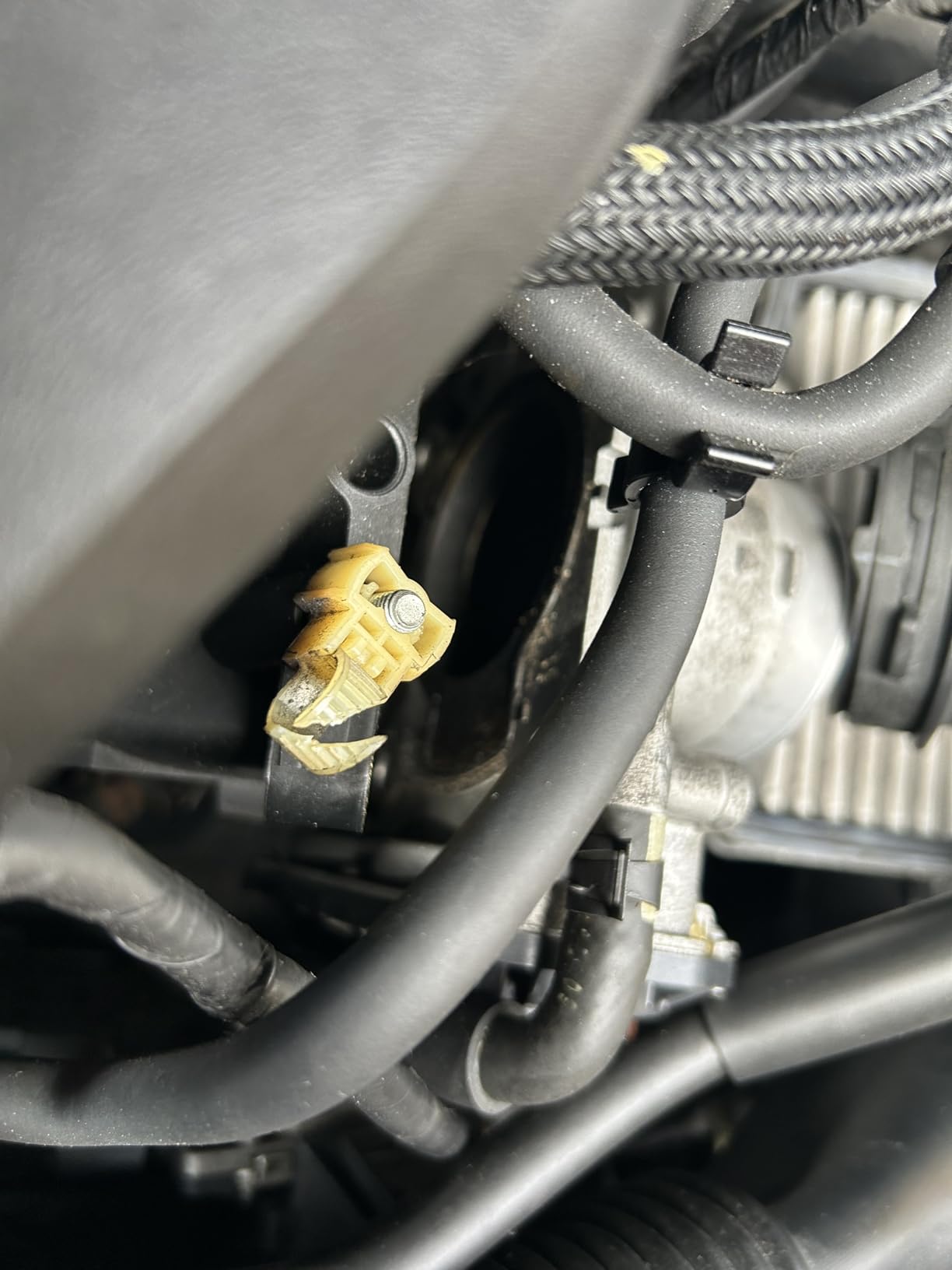 CRC 05078 Throttle Body and Air-Intake Cleaner - 12 Wt Oz. customer photo 1