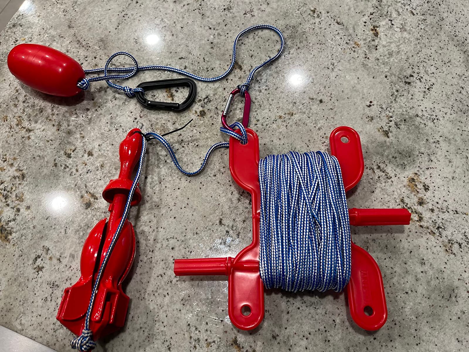Airhead Floating Line Winder Red Designed for Anchor Lines, Mooring Lines, Ski ropes, Tube Robes & More Up to 150 Ft. High Impact Polypropylene customer photo 2