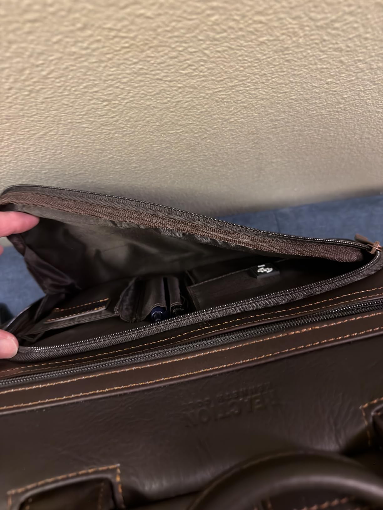 Kenneth Cole REACTION 'Out of the Bag' Manhattan Colombian Leather 15.6