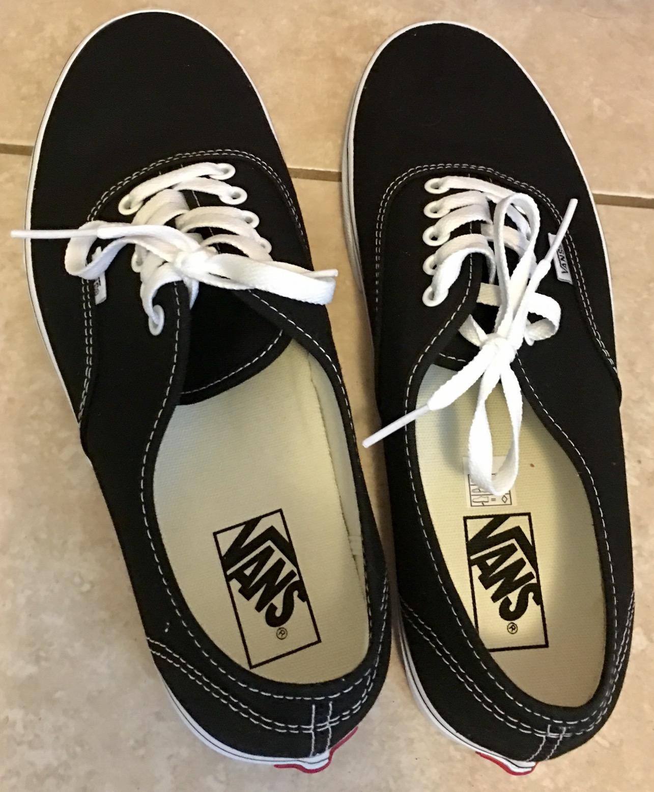 Vans Unisex Authentic Sneakers customer photo 1