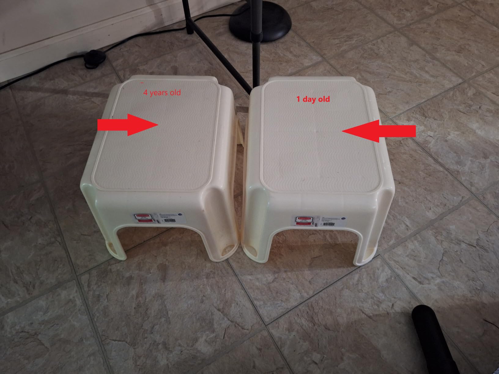 Rubbermaid Roughneck Step-Stool Bisque Lightweight Holds up to 300 pounds Ideal for Kitchen-Bath Skid-Resistant customer photo 1