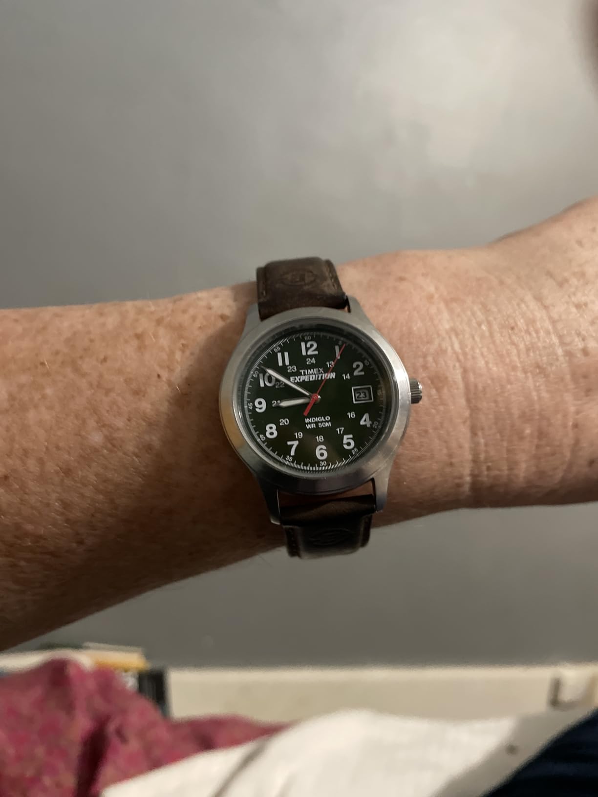 Timex Expedition Metal Field 40mm Men's Analog Watch with Luminous Hands and 24 Hour Time customer photo 1