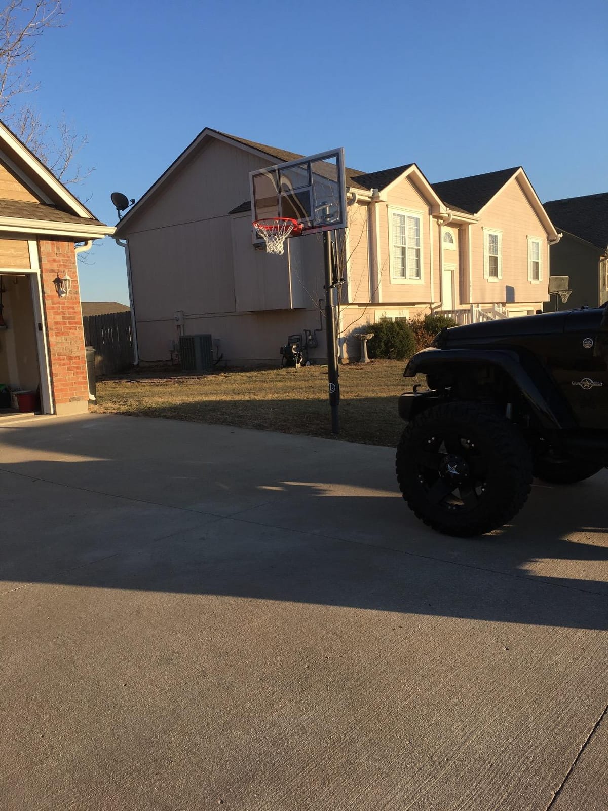 Lifetime Adjustable Basketball Hoop (54-Inch Polycarbonate) customer photo 2