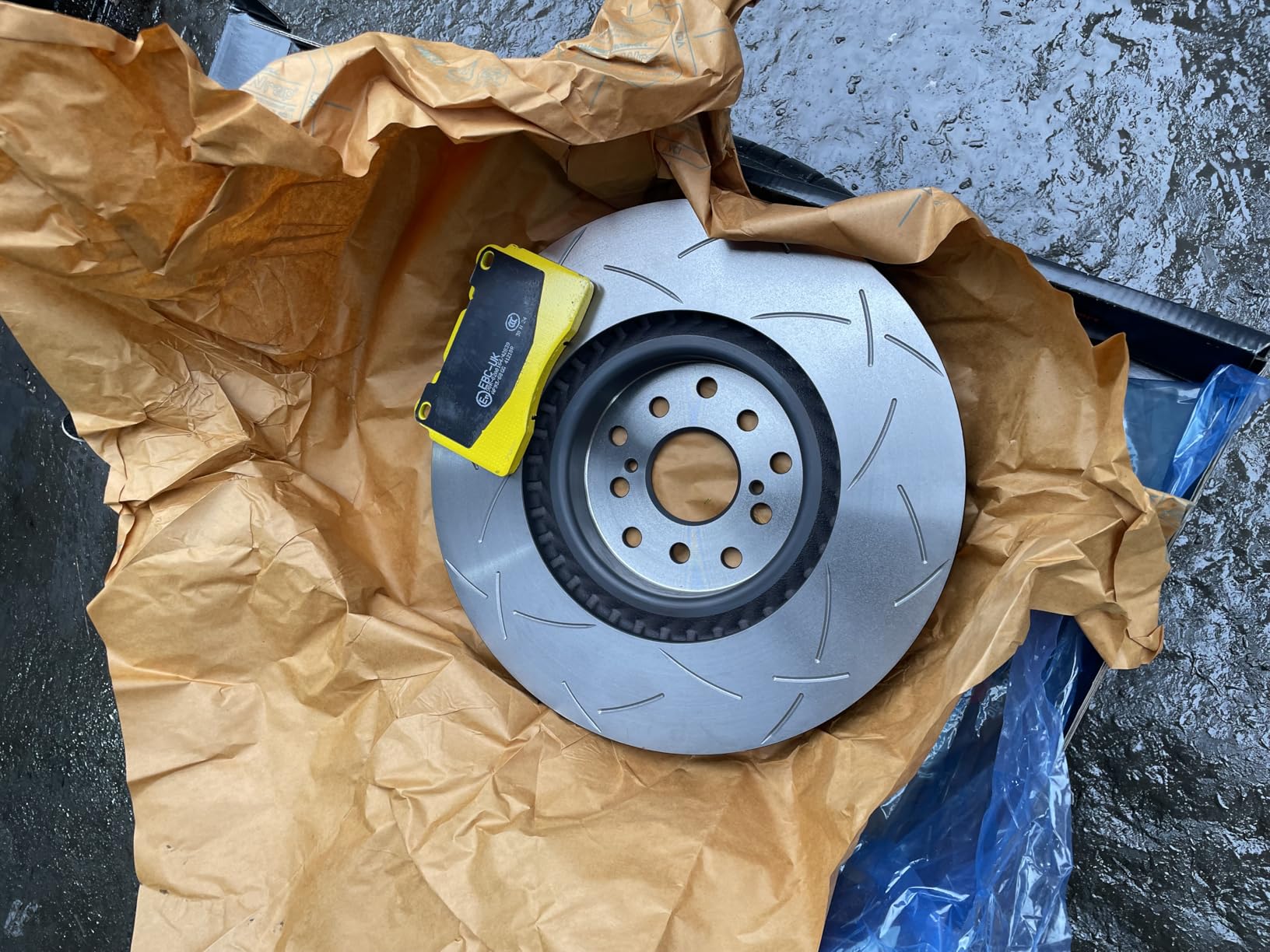 EBC Brakes Yellowstuff 4000 Series Street DP41210R to Fit FORD,ACURA,CADILLAC,MITSUBISHI,CHEVROLET,HONDA,VOLVO,DODGE,PONTIAC,SUBARU,TESLA,TOYOTA customer photo 1