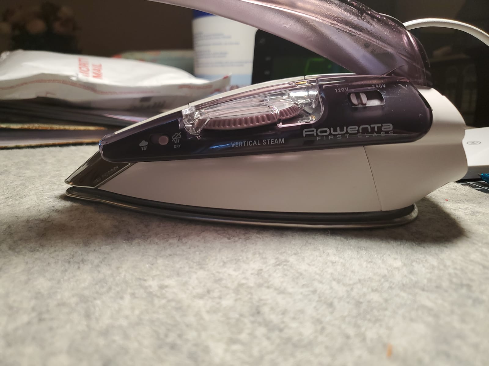 Rowenta Travel Iron, Pro Compact Stainless Steel Soleplate Hand Held Steamer Iron for Clothes, 200 Microsteam Holes, 1000 Watts Ironing, Fabric Steamer, Dual Voltage, Mini Iron, Purple, DA1560 customer photo 2
