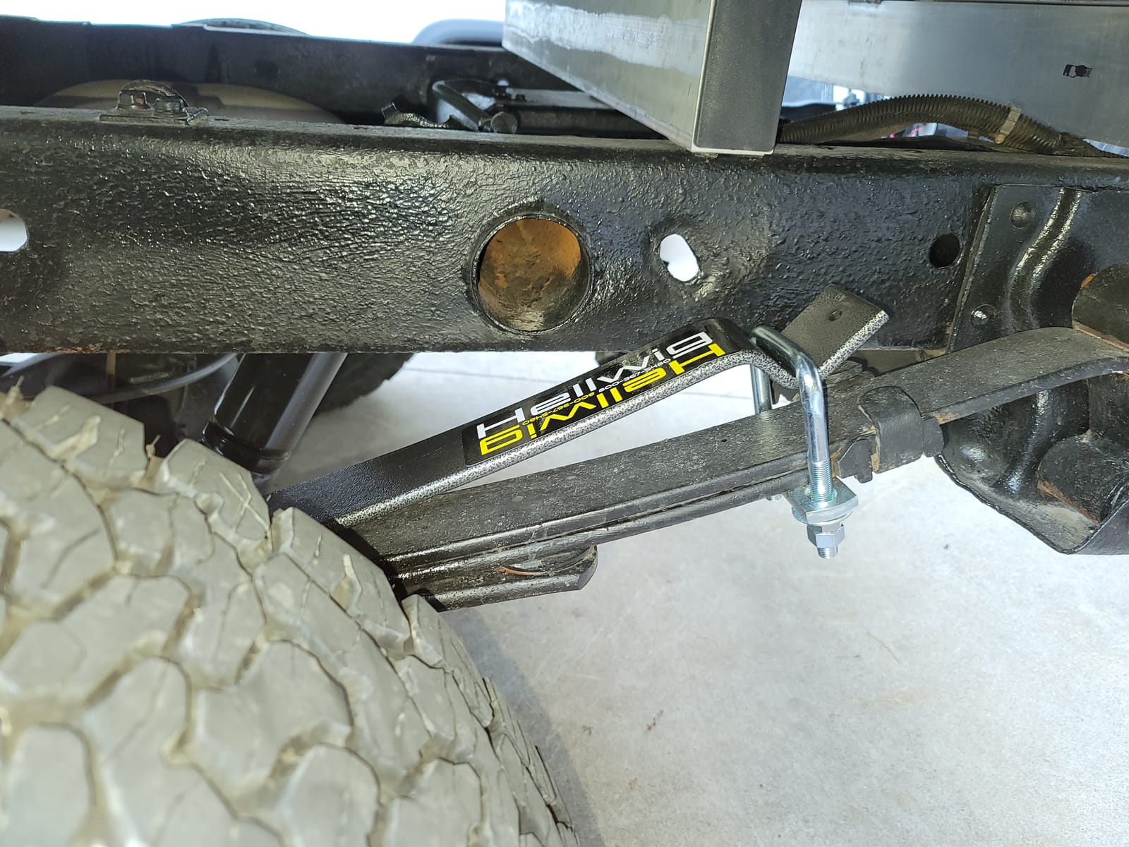 Hellwig 1801 EZ-990 Helper Spring Kit, Step Bracket Style Leaf, 2.5