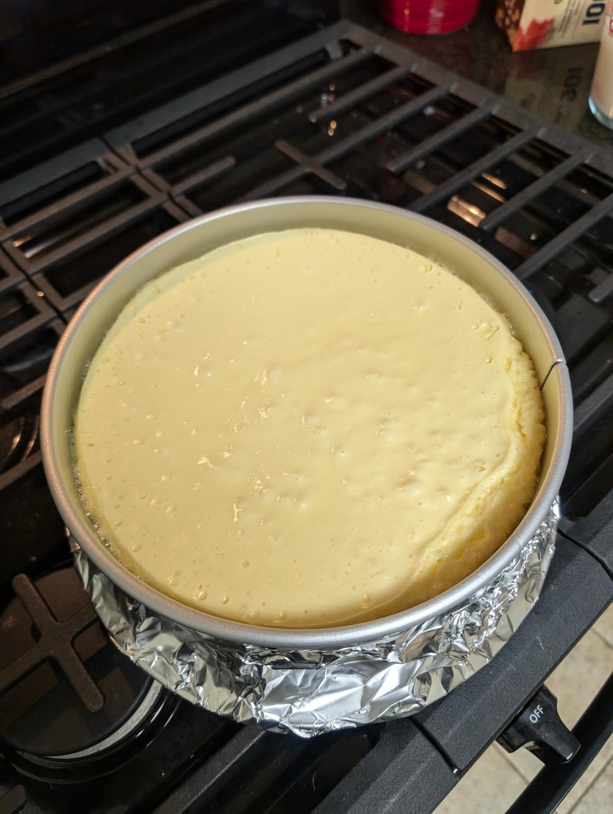 Fat Daddio's Round Springform Pan, 3 inch high - 9