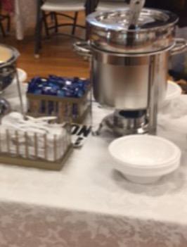 Winco 207 Stainless Steel Soup Warmer, 7-Quart, Medium | Adjustable heat settings, Stainless steel construction, Hinged lid for easy service, Foodservice customer photo 1