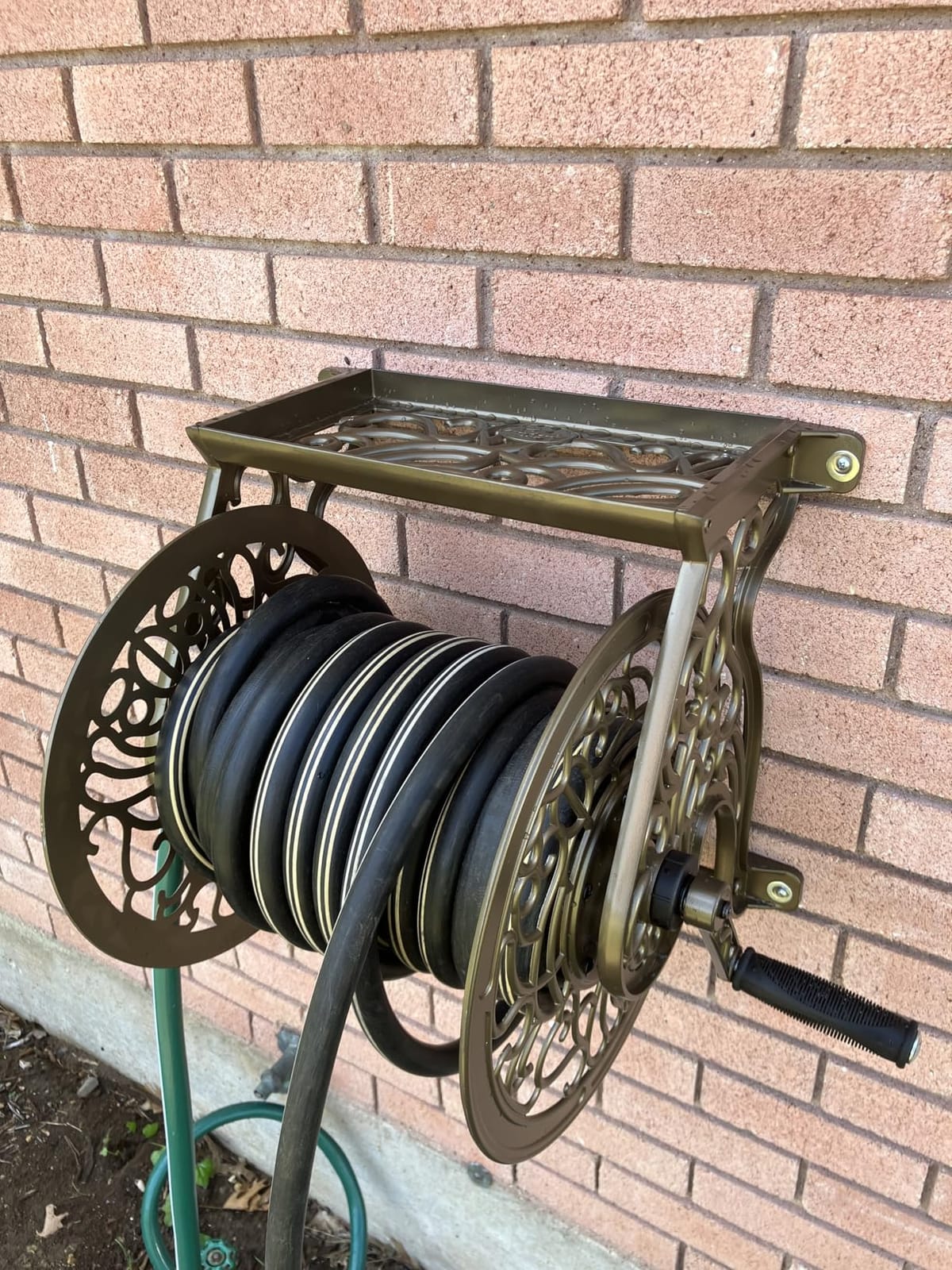 Liberty GARDEN 704 Decorative Cast Aluminum Wall Mount Garden Hose Reel, Holds 125-Feet of 5/8-Inch Hose - Bronze customer photo 1
