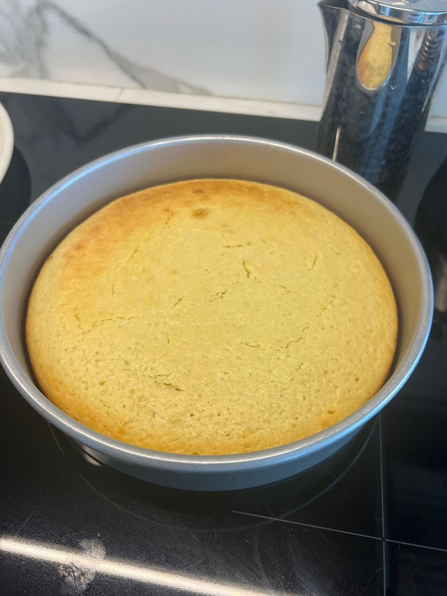 USA Pan Bakeware Nonstick Round Cake Pan, 9-Inch customer photo 2