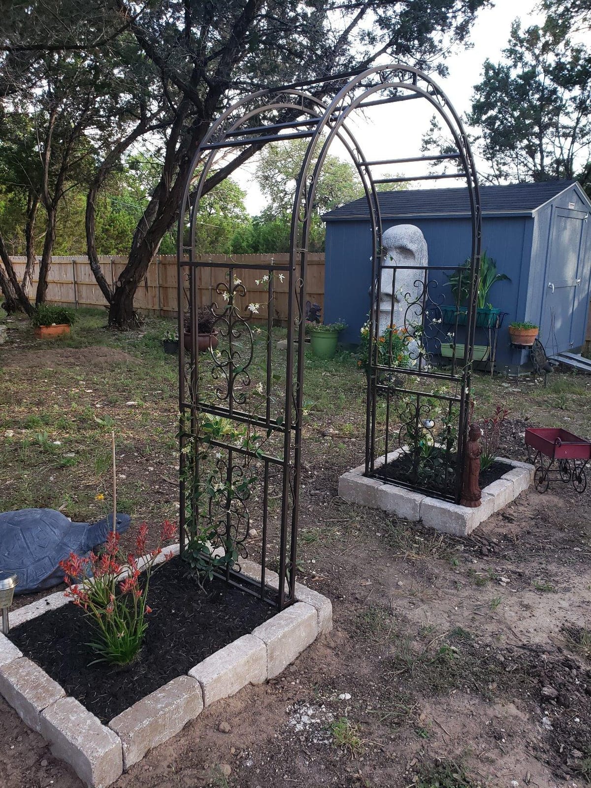 Plow & Hearth Arch Metal Outdoor Garden Arbor | Montebello | 7 Feet Tall | Steel Iron Trellis Lattice for Climbing Plants & Heavy Vines | Wedding Outdoor Patio Decor customer photo 2