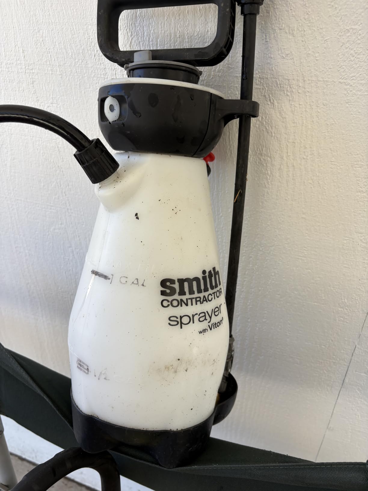 Smith Performance Sprayers 3-Gallon Contractor Sprayer, Model 190217 for Weed Control, Herbicides, and Insecticides customer photo 1