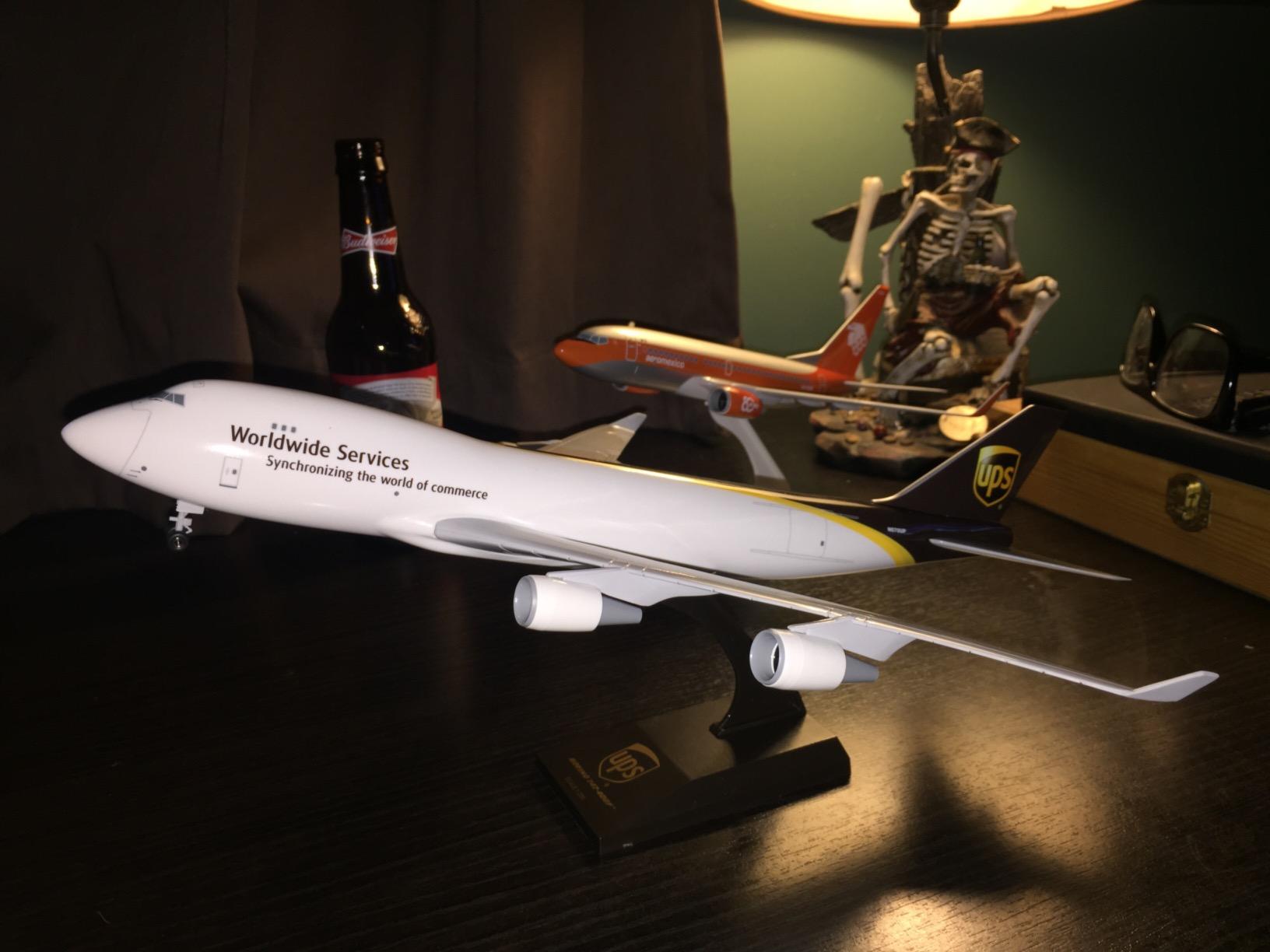 Daron Skymarks UPS 747-400F Airplane Model Building Kit with Gear 1/200-Scale customer photo 1