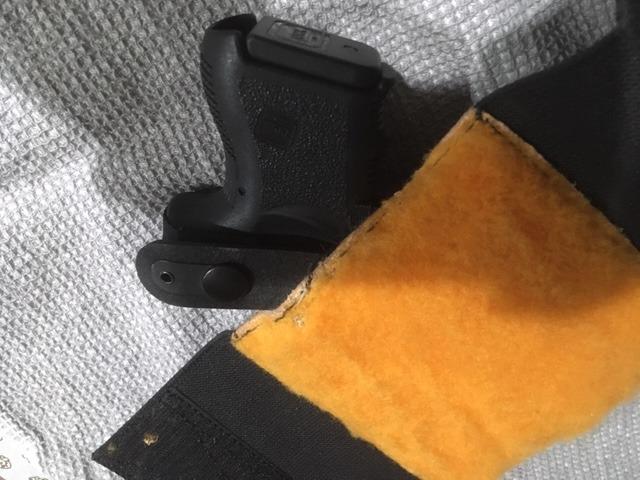 DeSantis Apache Ankle Holster - Compatible with the GLOCK 26/27/29/30/36/43, BRTA Nano, Sig P250/P320SC, S&W M&P CPT 9/40, Taurus PT111/140 G2 Mil/G2S/G2C, Walther PPS/M2/PK380- Right Hand Draw, Black customer photo 2