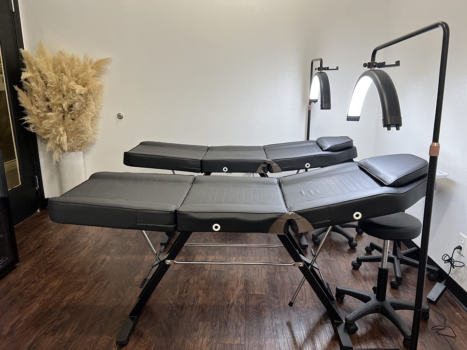 Best Choice Products 71in 3-Section Multipurpose Massage Bed, Spa & Salon Facial, Tattoo Chair w/Hydraulic Stool, Removable Headrest, Facial Cradle, Towel Hanger - Black customer photo 2
