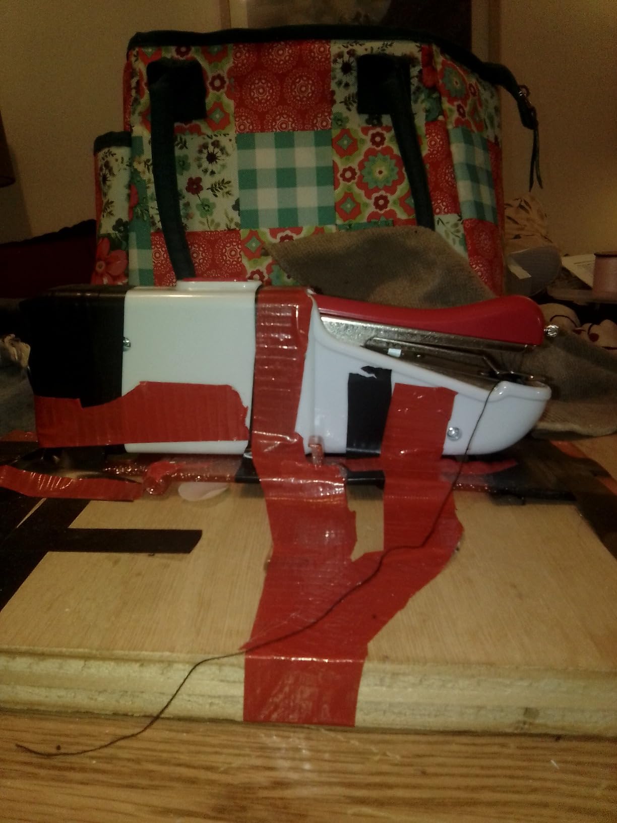 SINGER Stitch Sew Quick Portable Handheld Cordless Mending Machine customer photo 1