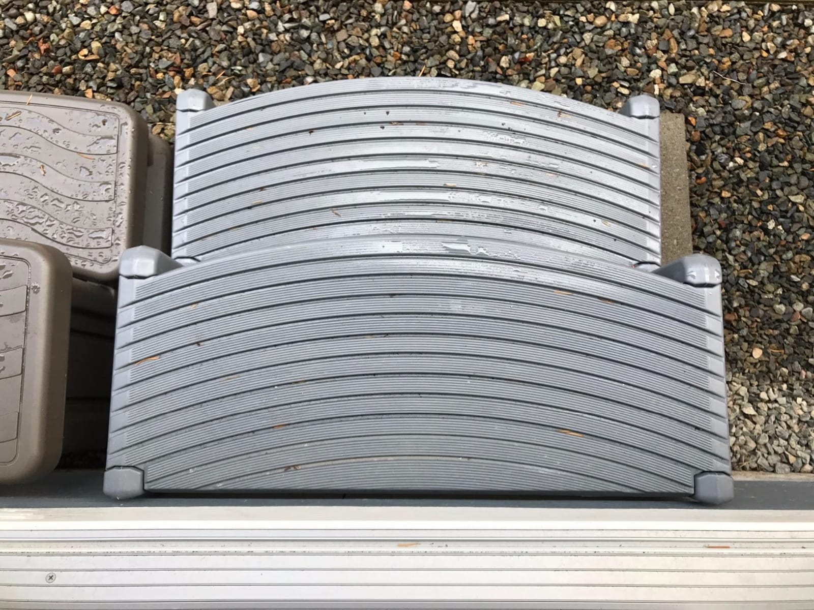 Confer Plastics Resin Multi Purpose Outdoor Non Slip Portable Spa and Hot Tub Handi-Step Deck Patio Steps Accessories, Portobello customer photo 2