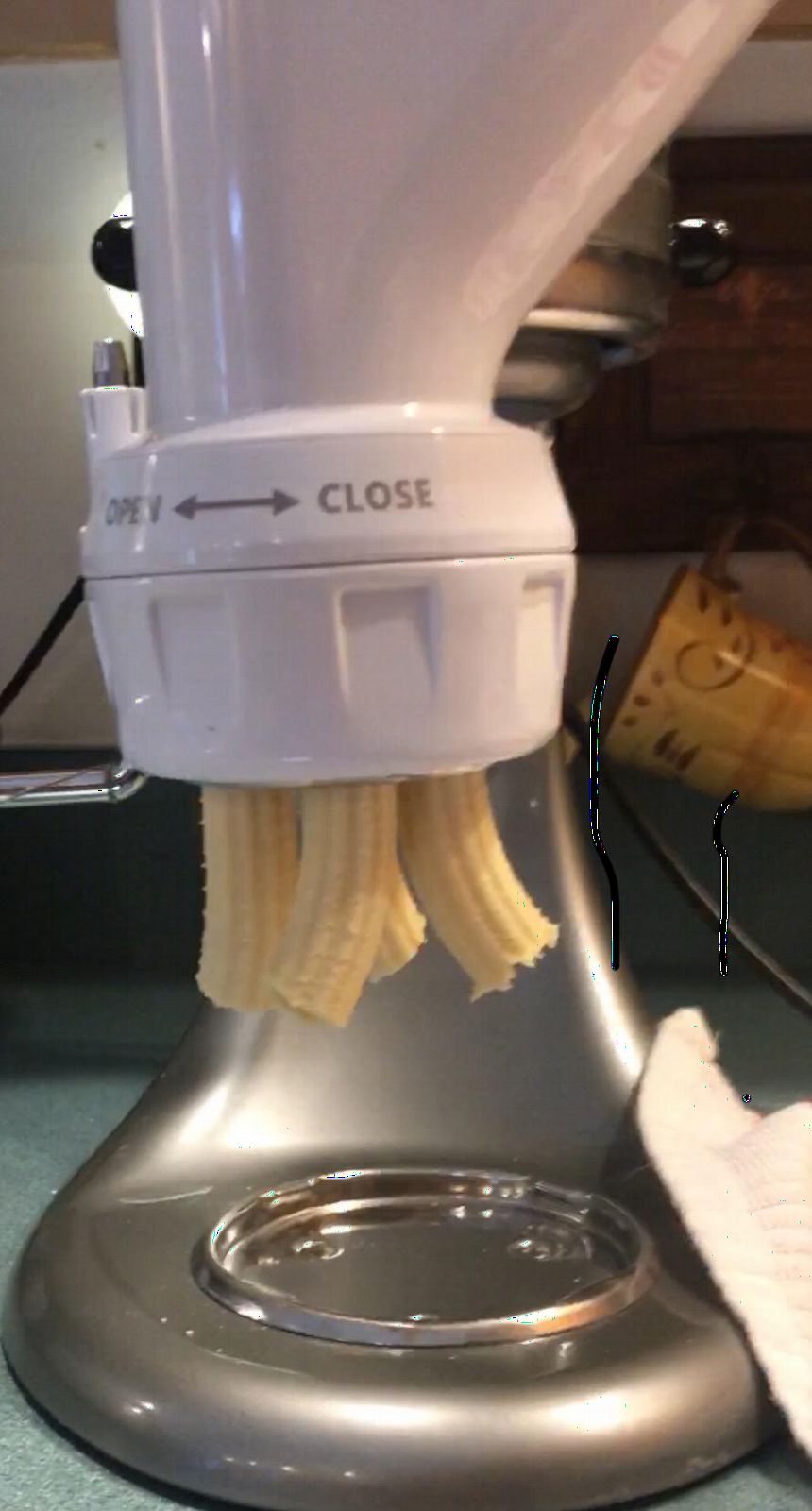 KitchenAid KPEXTA Stand-Mixer Pasta-Extruder Attachment customer photo 2