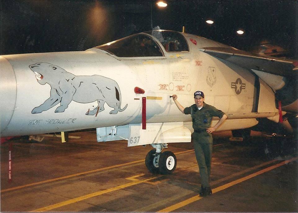 Hobby Boss EF-111 Raven Airplane Model Building Kit (1/48 Scale) customer photo 1