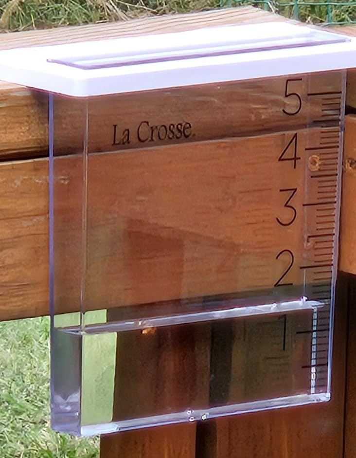 La Crosse 705-109 Waterfall Rain Gauge customer photo 1