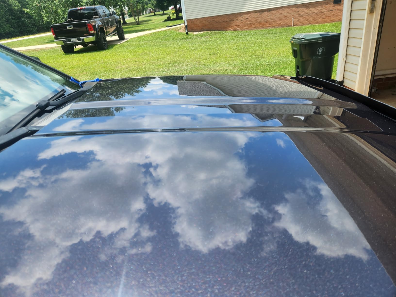 Meguiar's Ultimate Polish, High-Gloss Polish for a Show Car Shine, 16 oz customer photo 2