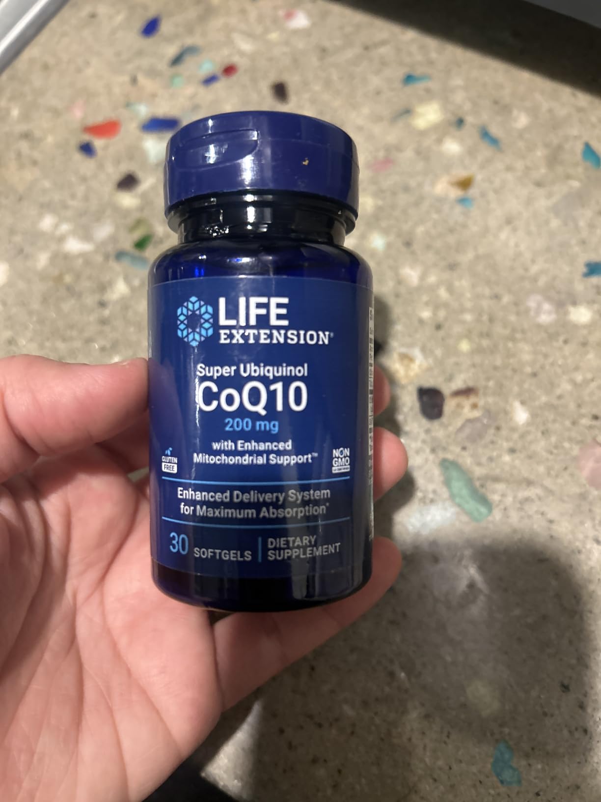 Life Extension Super Ubiquinol CoQ10, 200 mg, 30 Softgels | Enhanced Mitochondrial Support, Heart Health, Cell Energy, Bioavailable, Non-GMO & Gluten-Free customer photo 2