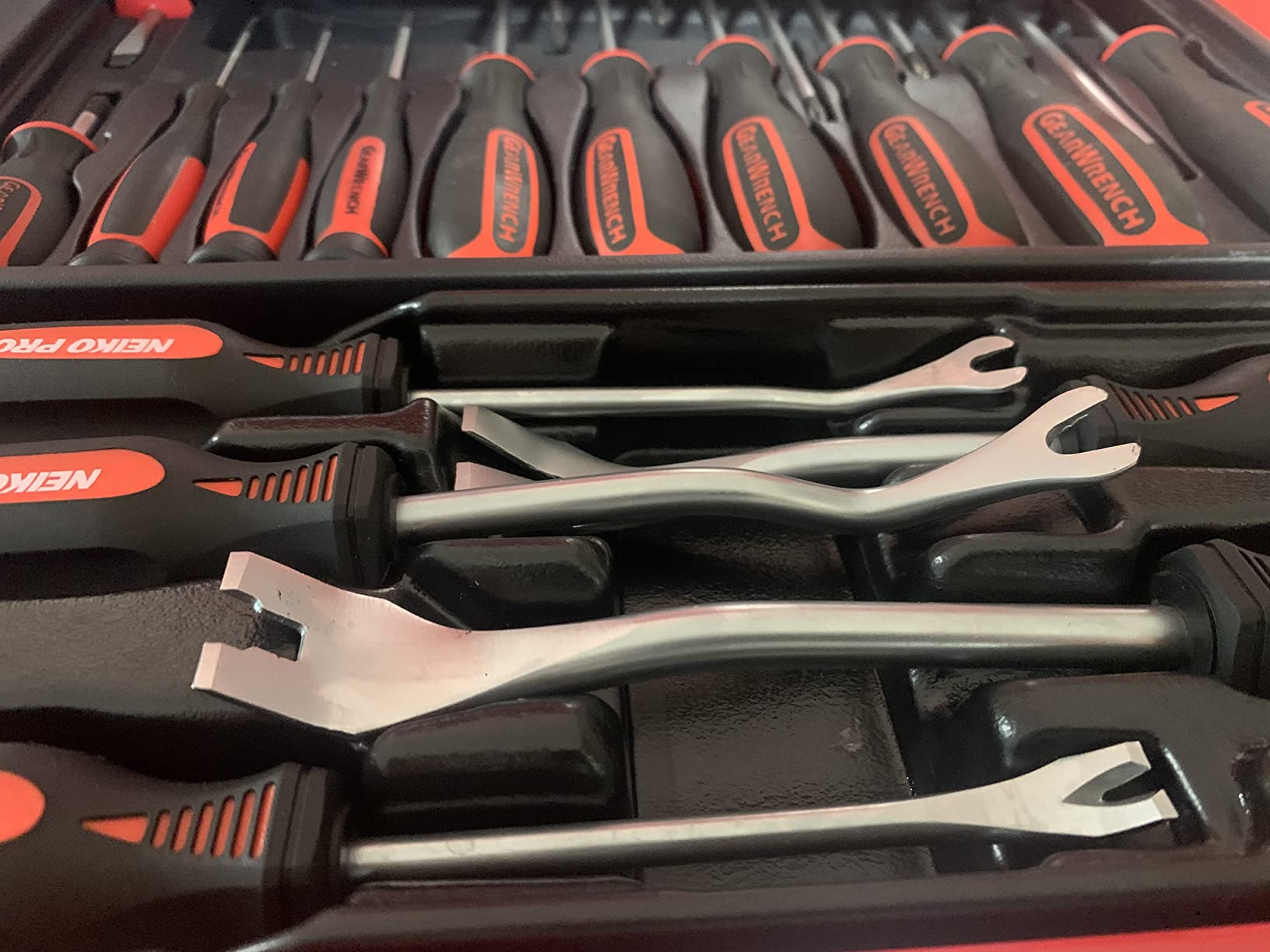 Neiko 20596B Auto Trim Panel Removal Tool Set with Soft Grip (5 Piece) customer photo 2