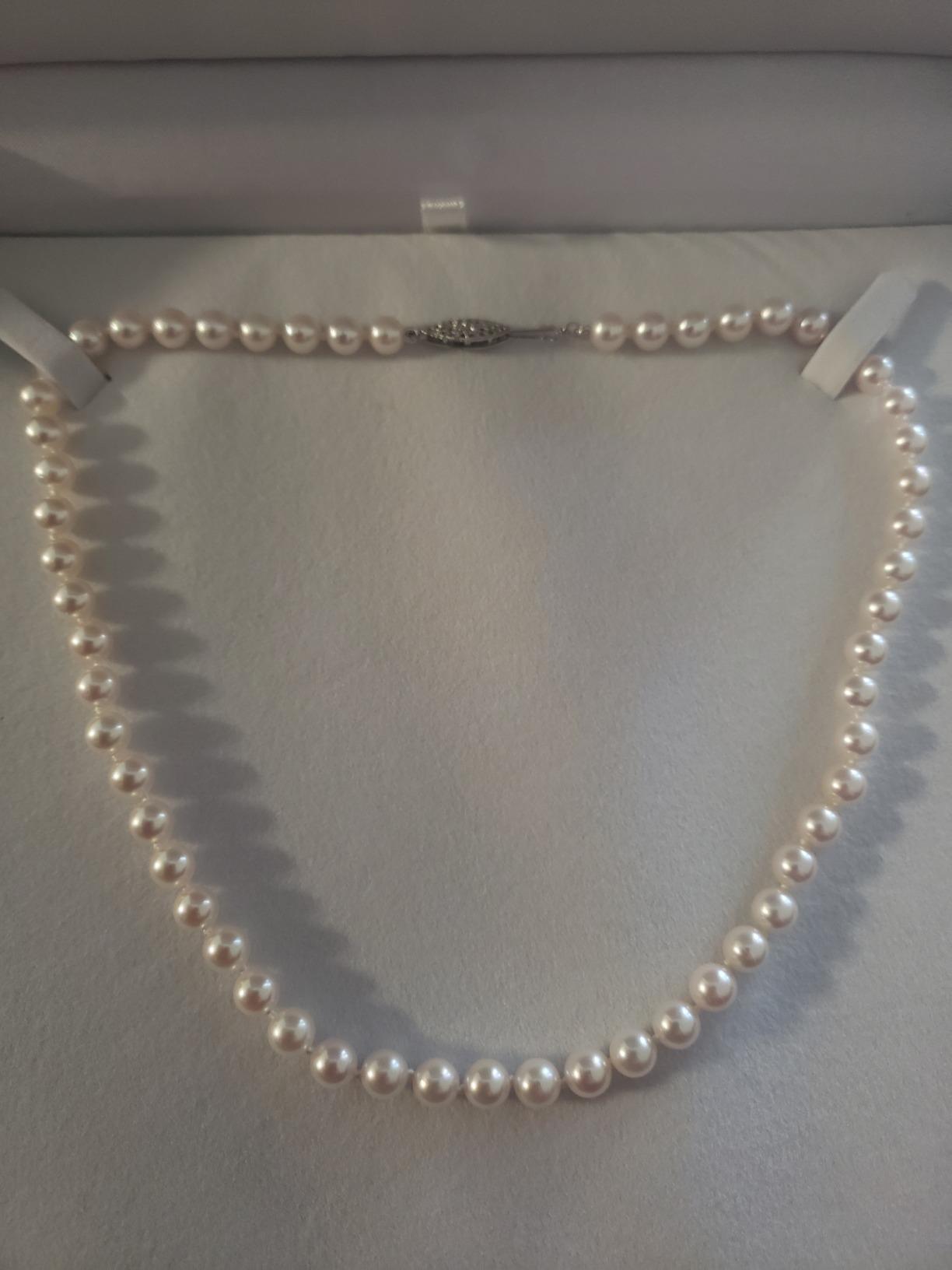 The Pearl Source White Japanese Akoya Pearl Necklace for Women - AAA Quality with 14K Gold - Fine Jewelry Gift customer photo 1