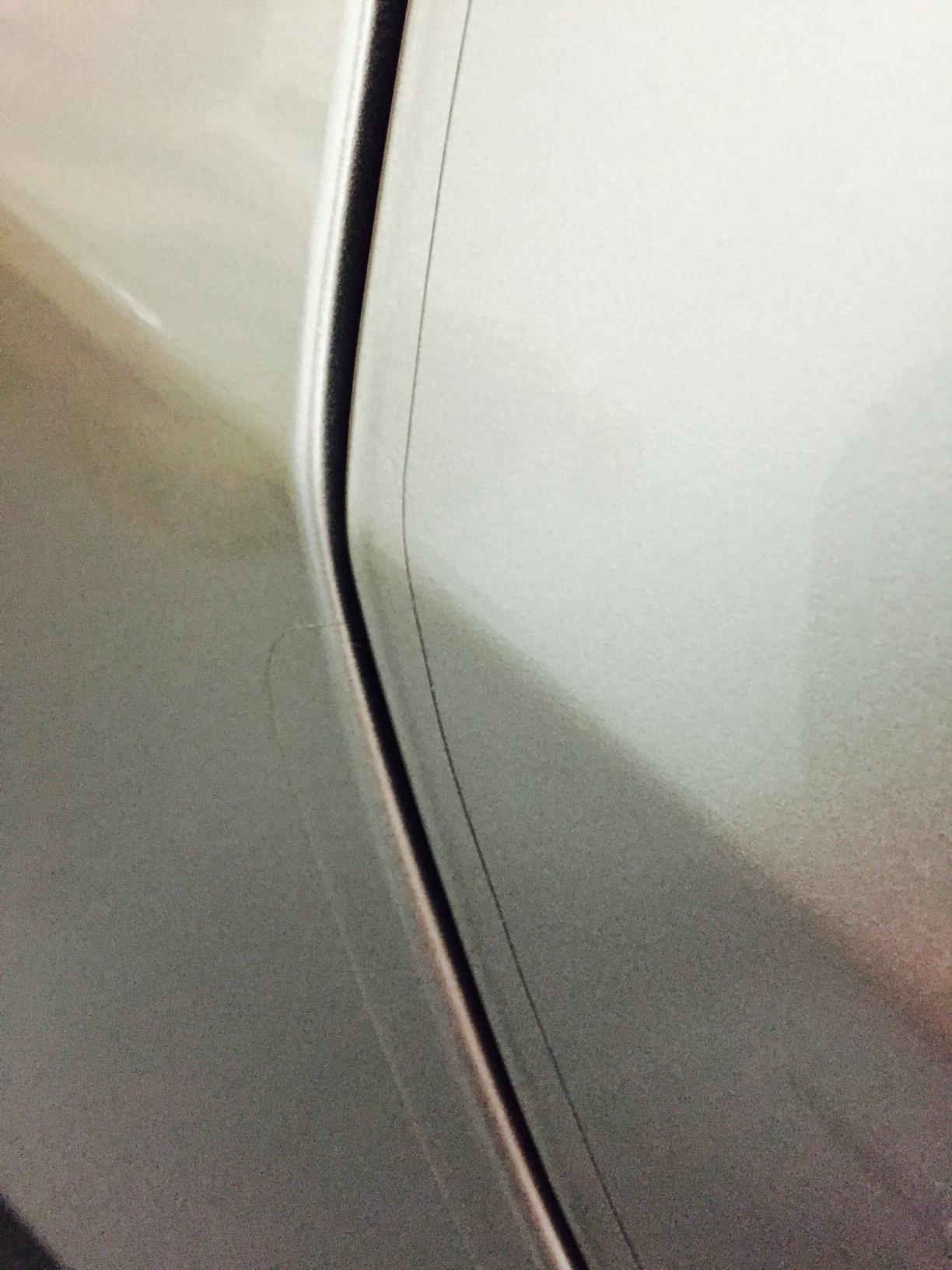 3M Door Edge Protection Film, 36 Inch, Protect Door Edges From Chips, Scratches, and Scuffs, No Tool Required, Yellowing and Staining Resistant, Professional Grade Solution (08582) customer photo 2