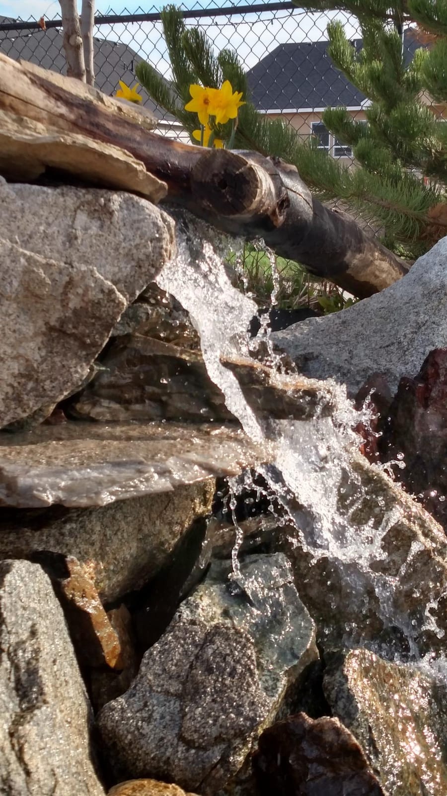Pond Boss Waterfall Pump, 2300 GPH customer photo 1
