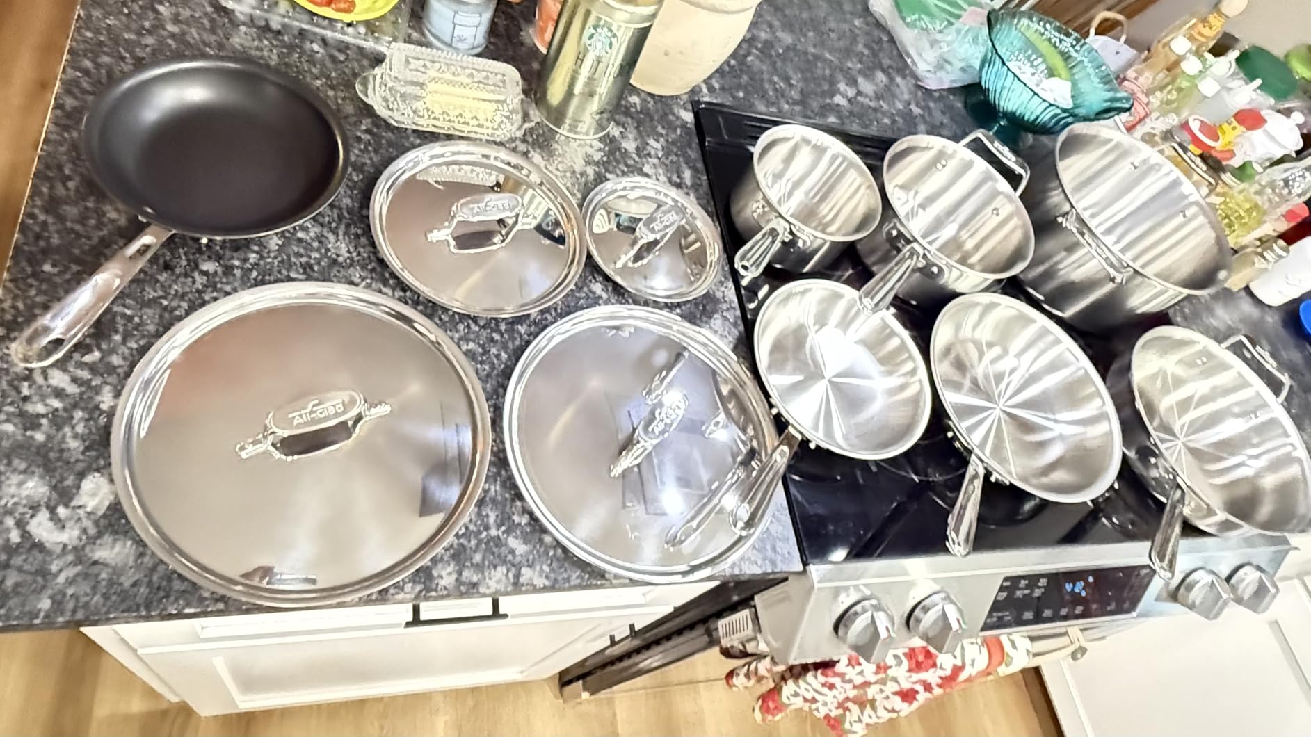 All-Clad D5® Stainless Steel Core 10 Piece Cookware Set- Made in USA- The Upgrade for Supremely Even Heat- Includes Frying Pans, Saucepan, Sautépan, Stockpot -Oven Safe & Induction Compatible customer photo 2