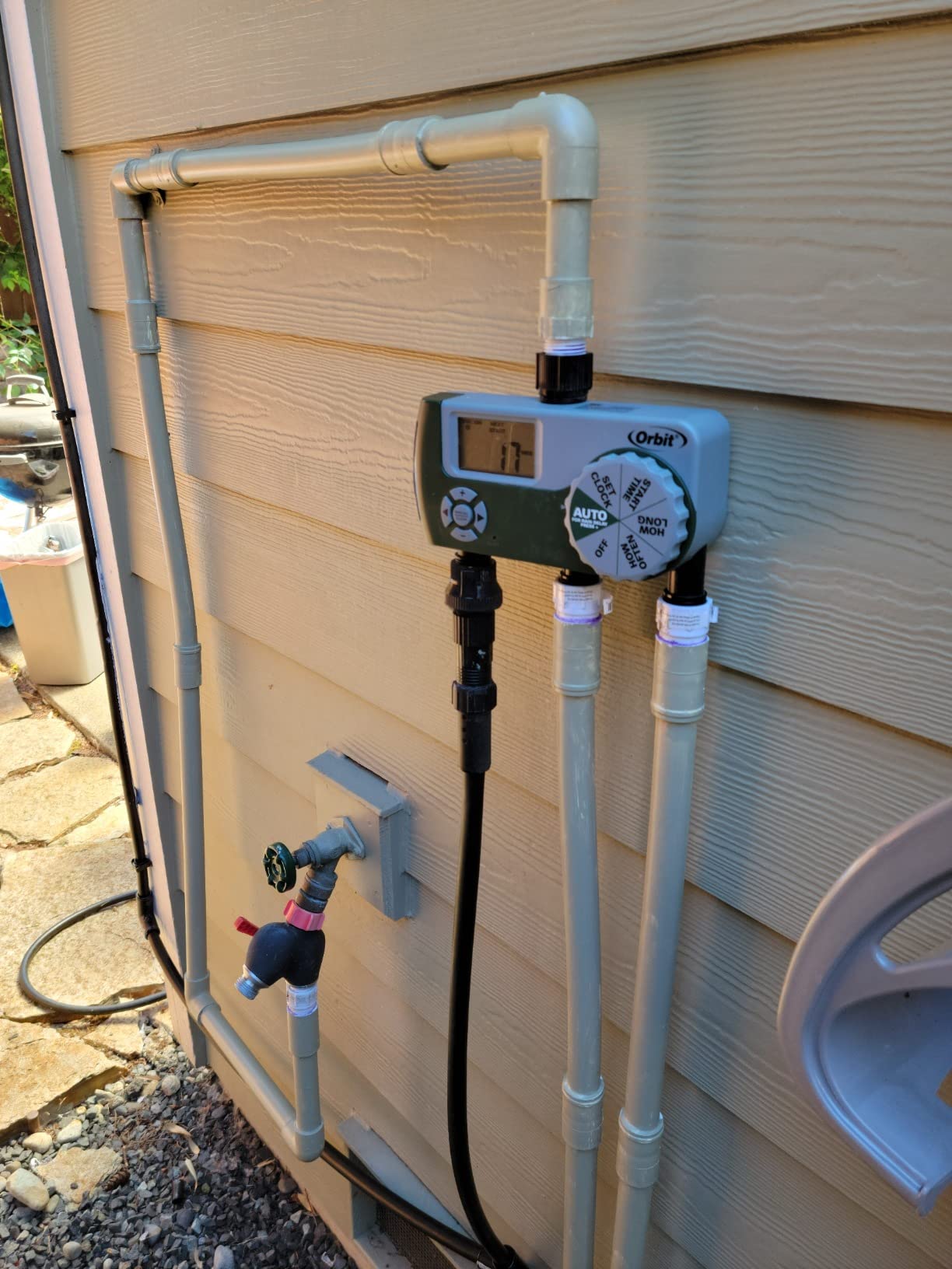 Orbit Programmable Digital Hose Watering Timer - 3 Outlet - Battery Powered - with LCD Screen - Built-in Rain Delay - Water-Resistant - 56082 customer photo 2