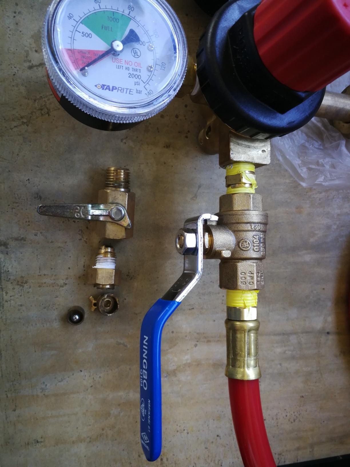 Taprite 12218 1 X co2 Dual Gauge Regulator customer photo 1