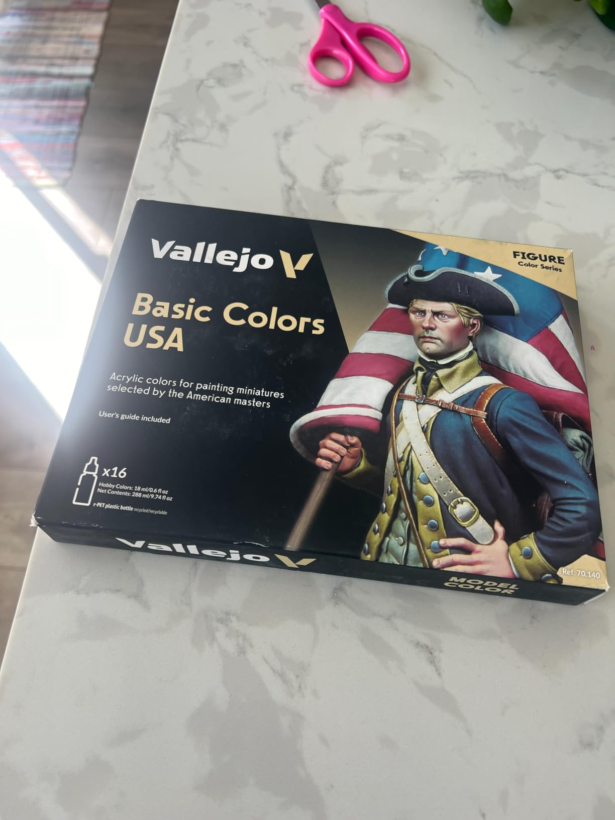 Vallejo - Basic Colors USA Acrylic Paint Set | Model Color | Figure Color Series Historical Miniature Kit to Achieve Historical Accuracy with Artist-Grade Pigments | 16 Bottles x 18 ml (0.60 fl.oz.) customer photo 2