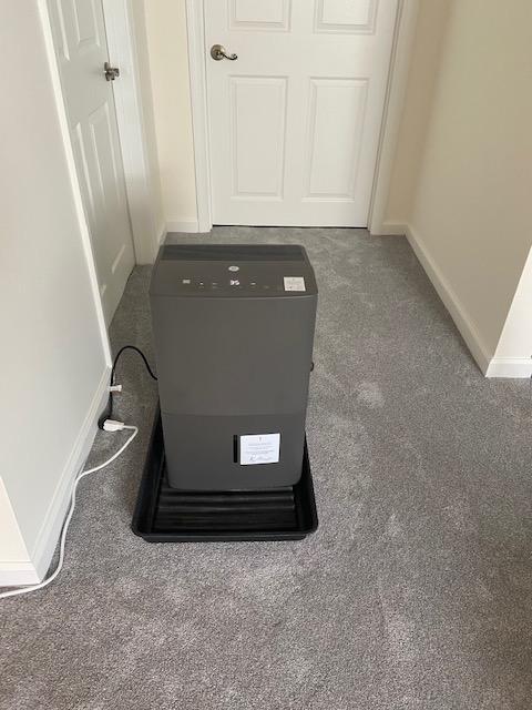 Eagle Spill Containment Utility Tray, 5 Gallon Sump, Made in USA, Black customer photo 2