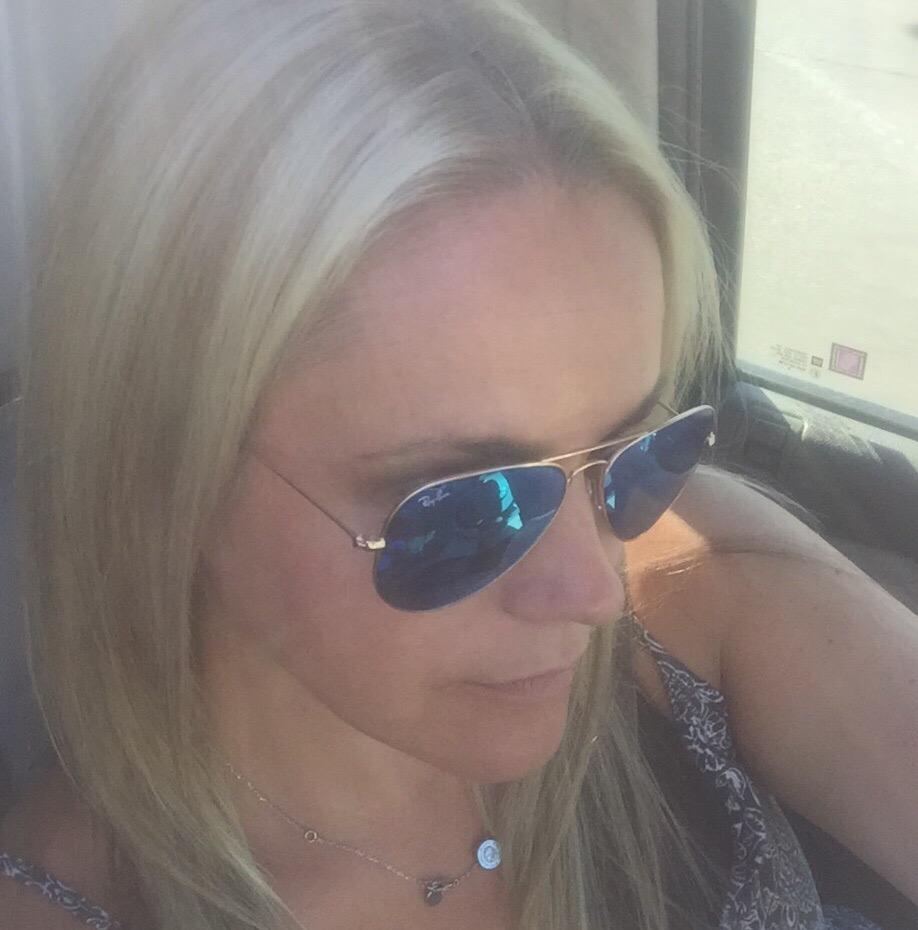 Ray-Ban RB3025 Classic Mirrored Aviator Sunglasses, Matte Gold/Grey Mirrored Blue, 58 mm customer photo 2