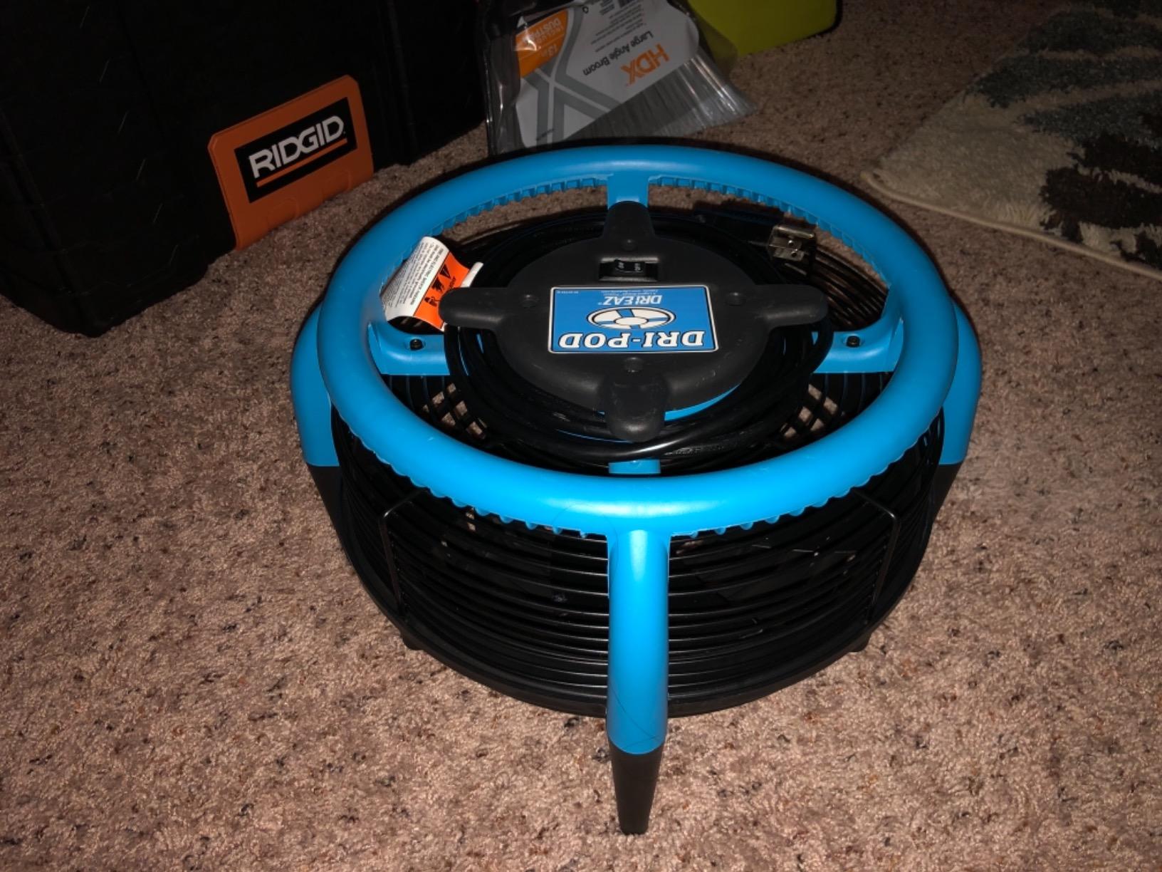 Dri-Eaz Dri-Pod Pro Omnidirectional Floor and Carpet Dryer, Ventilating Floor Dryer for Boats, RVs and Residential Use customer photo 1