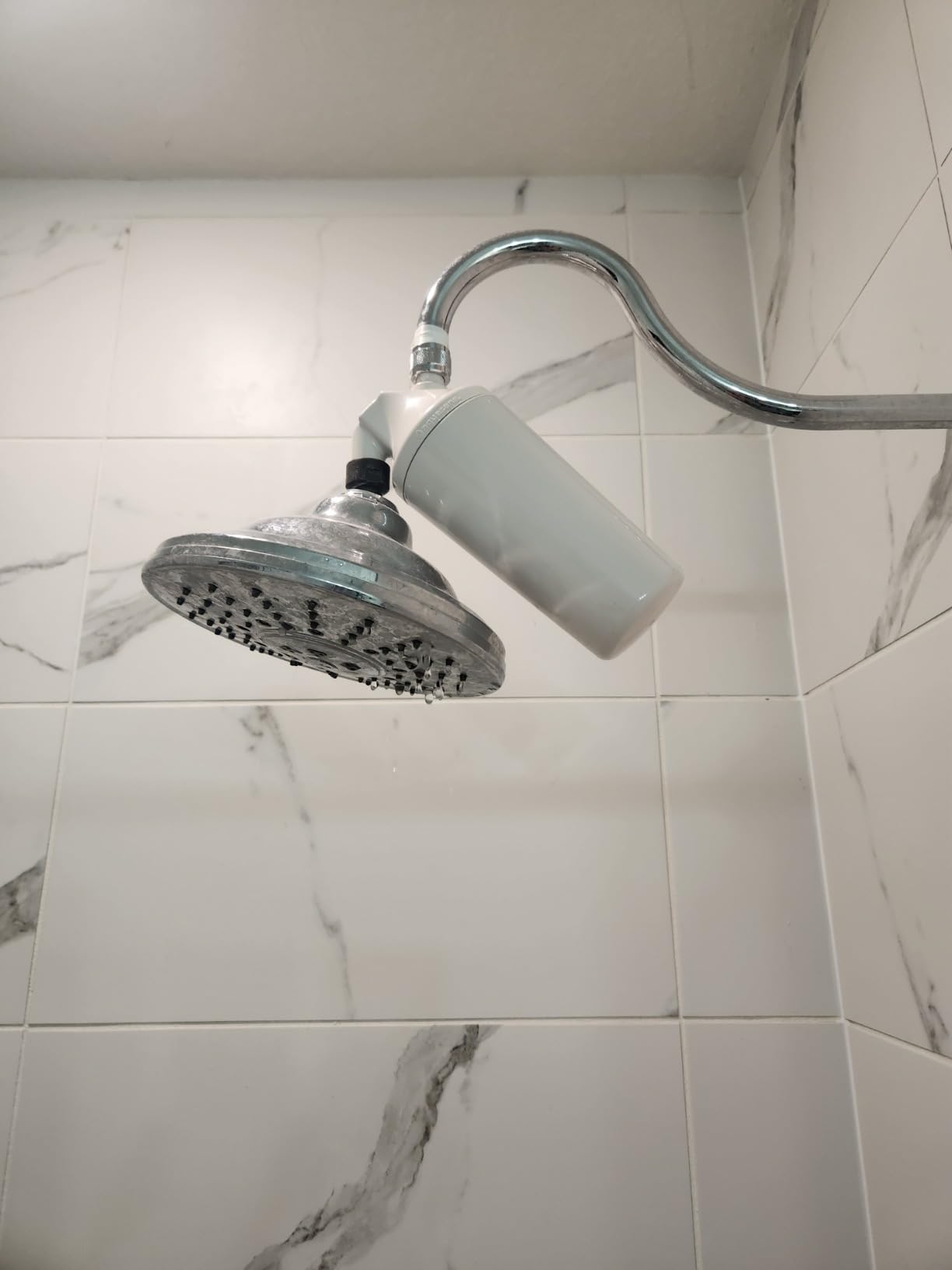 Aquasana Shower Filter | No Shower Head | Reduces 90% Chlorine | AQ-4100NSH | Dermatologist-Recommended | Soften Skin & Hair | Coconut Shell Carbon | KDF Media | Use Your Own Showerhead | 10K Gal customer photo 1