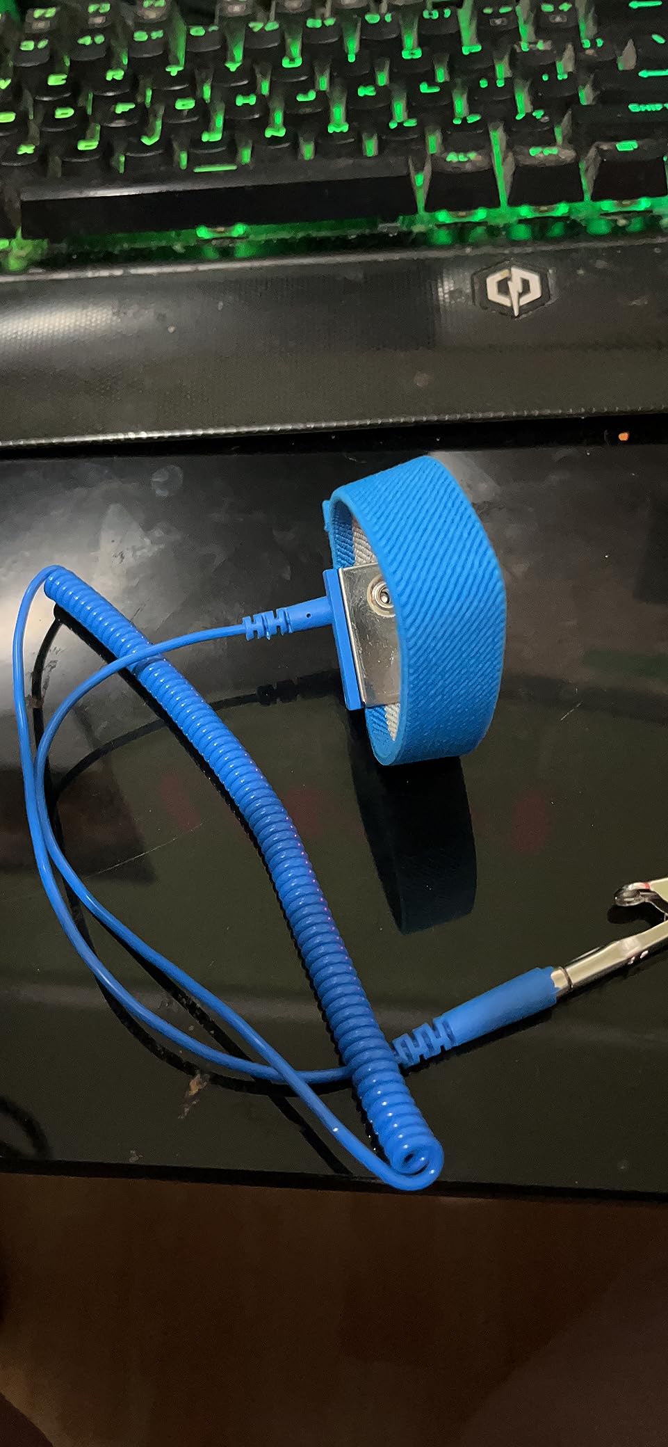 iFixit Anti-Static Wrist Strap (Adjustable up to Size XL) customer photo 1