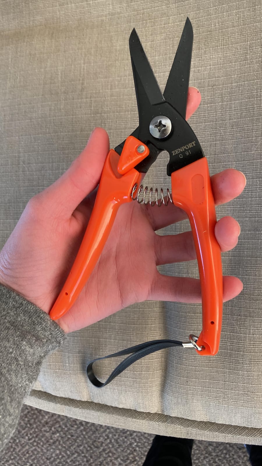 Zenport Q91 Ultra Twig and Hoof Trimming Shears, 7.25-Inch, Orange customer photo 1