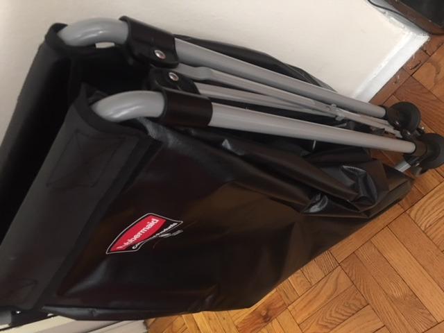 Rubbermaid Commercial Products, Collapsible X Cart, Black, Steel 4 Bushel Bin, Commercial Laundry Cart with Wheels for Hotel/Nursing Home/Home/College customer photo 1