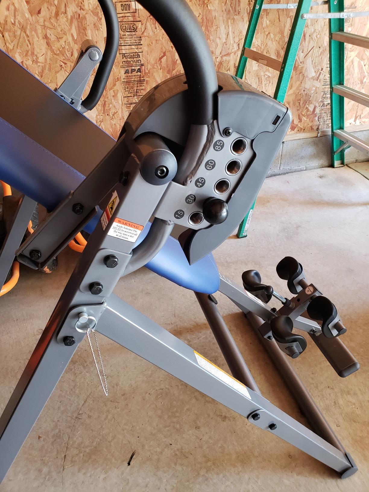 INNOVA HEALTH AND FITNESS ITM4800 Advanced Heat and Massage Inversion Table, Black/Blue/Gray customer photo 1