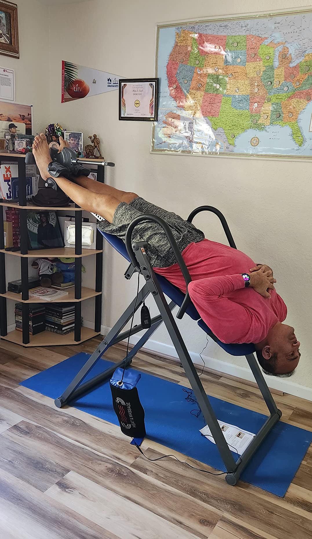 INNOVA HEALTH AND FITNESS ITM4800 Advanced Heat and Massage Inversion Table, Black/Blue/Gray customer photo 2