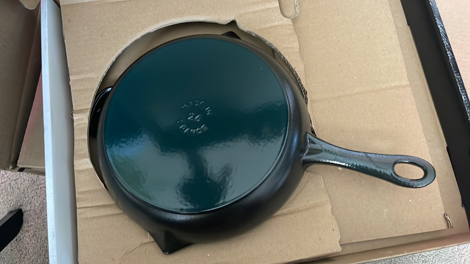 Staub Cast Iron 10-inch Fry Pan - Dark Blue, Made in France customer photo 2