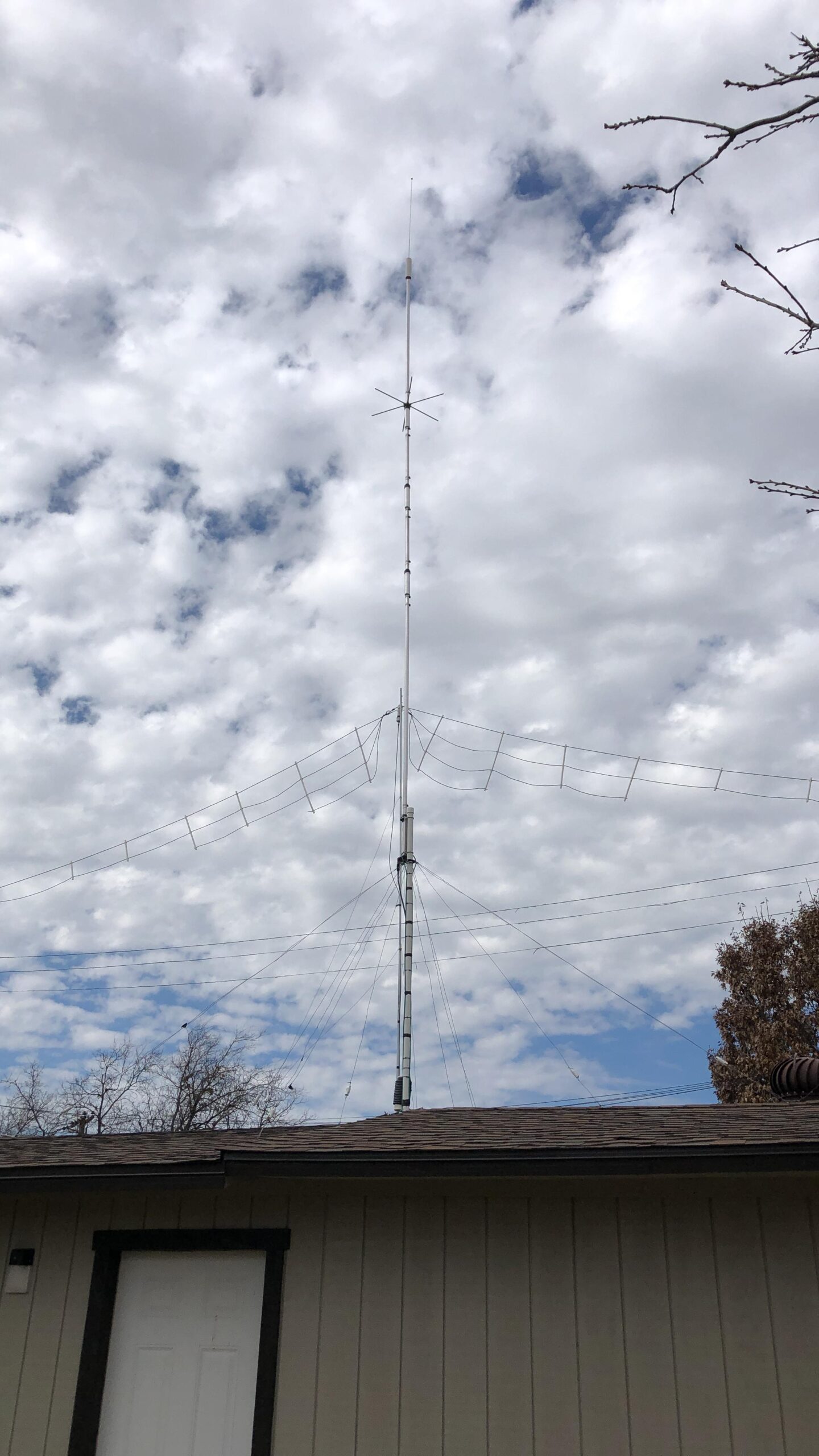 Hustler HF MultiBand Vertical Amateur Ham Radio Base Antenna 5BTV customer photo 2