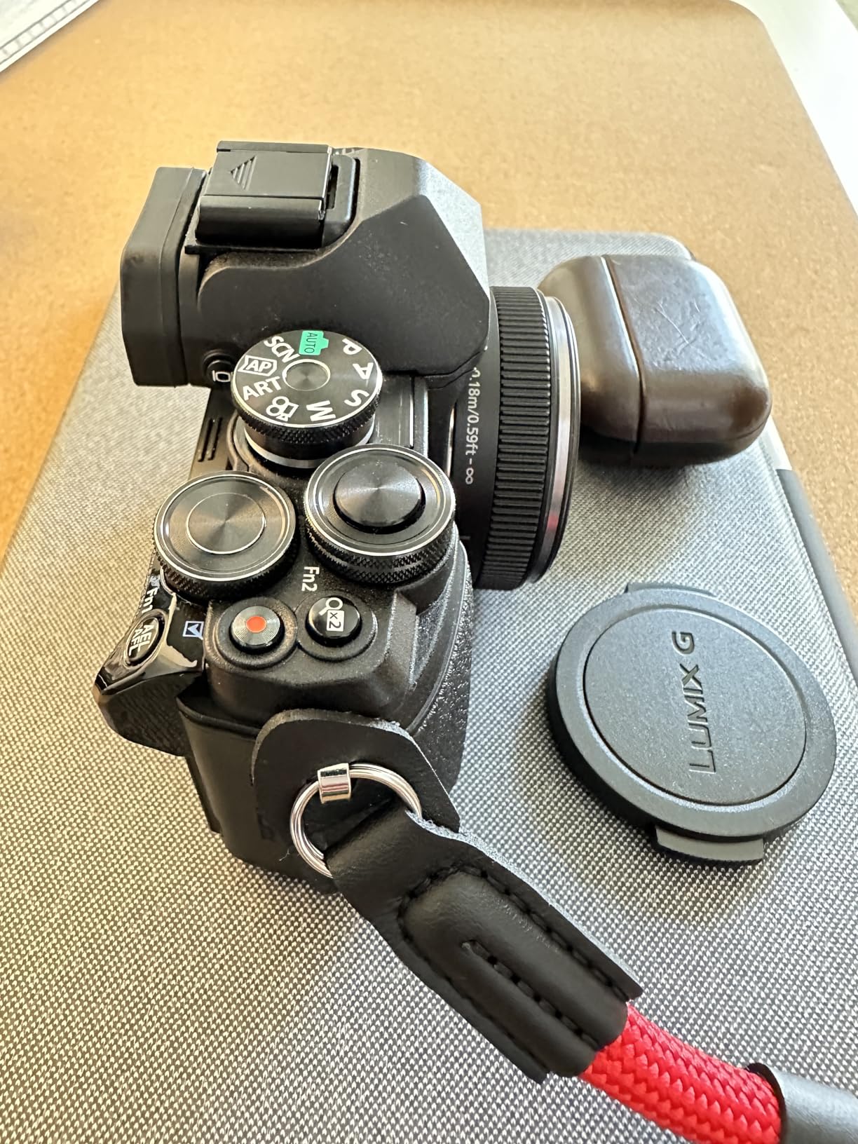 Panasonic LUMIX G Lens, 14mm, F2.5 II ASPH., Mirrorless Micro Four Thirds, H-H014AK (USA BLACK) customer photo 1