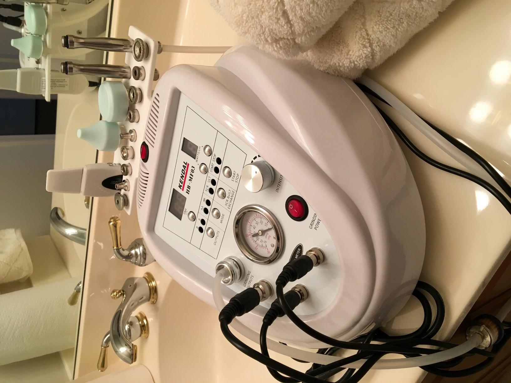Kendal 3 in 1 Professional Diamond Microdermabrasion Machine customer photo 1