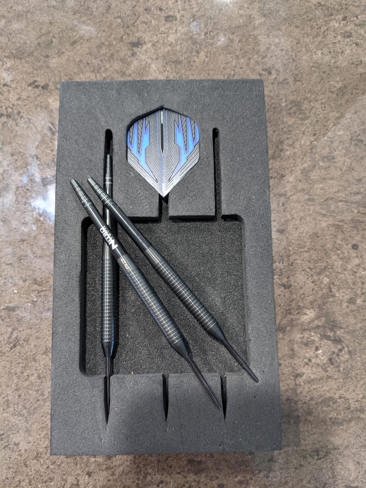RED DRAGON Razor Edge Steel Tip Darts Set - 85% Tungsten Barrels customer photo 2