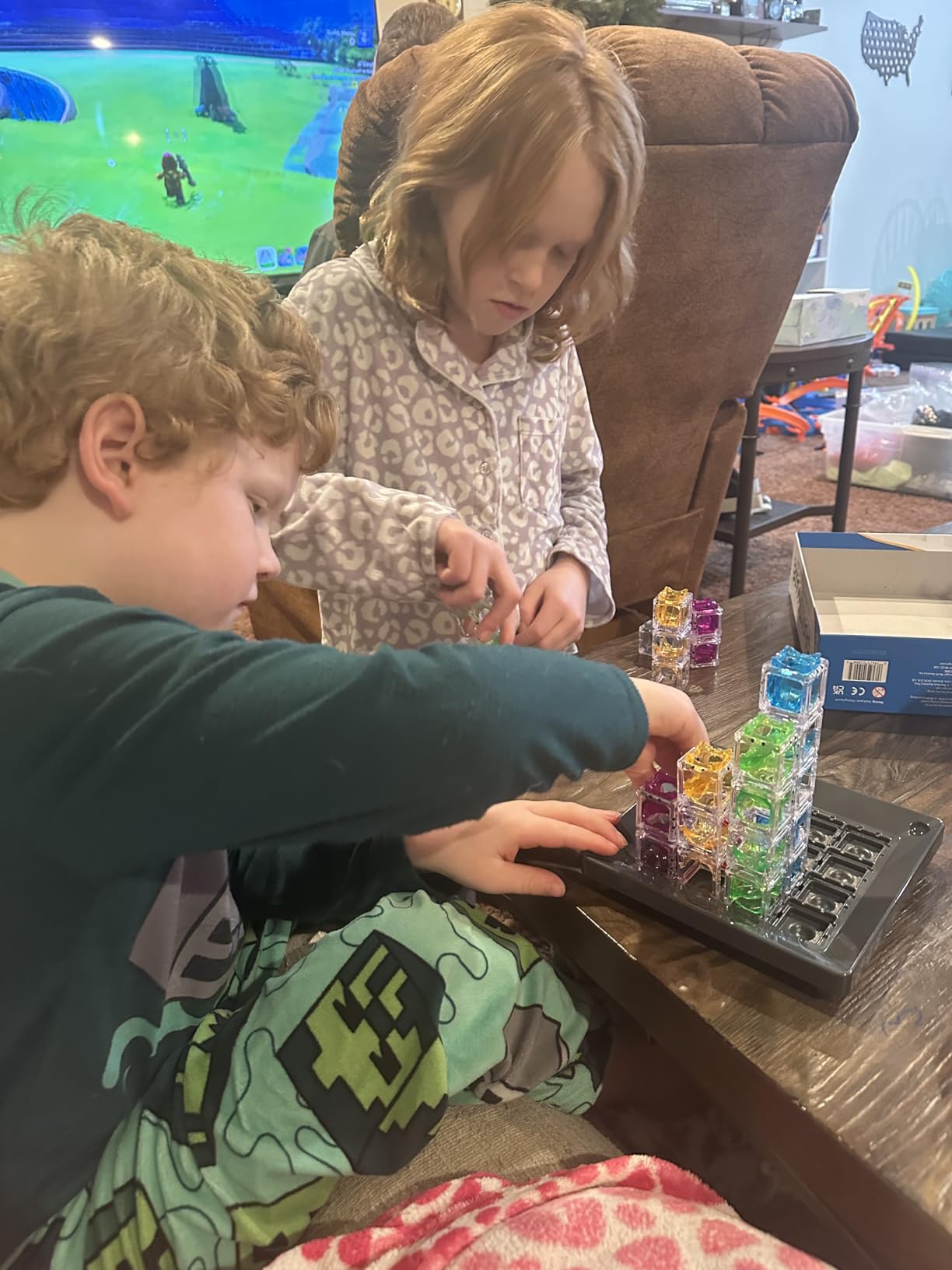 ThinkFun Gravity Maze - Falling Marble Logic Game - Challenging STEM Toy for Kids 8-12 customer photo 2