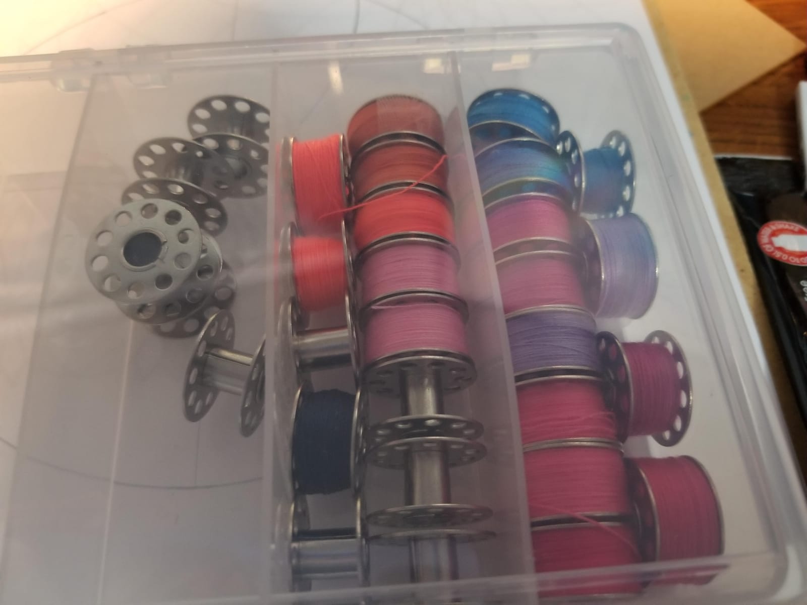 ArtBin 8156AB Large Bobbin Box, Sewing Bobbin Organizer, [1] Plastic Storage Case, Clear customer photo 2